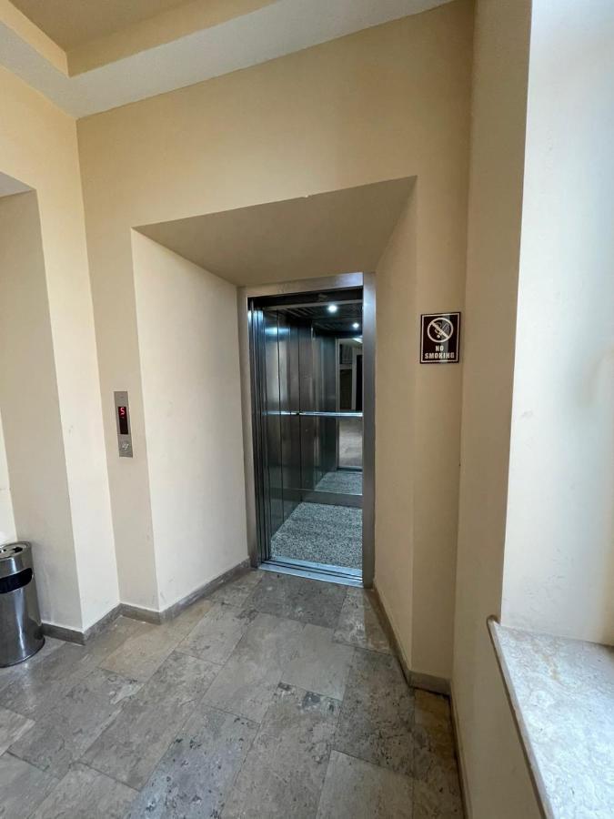 Armenak Apartments N20 Erevan Esterno foto