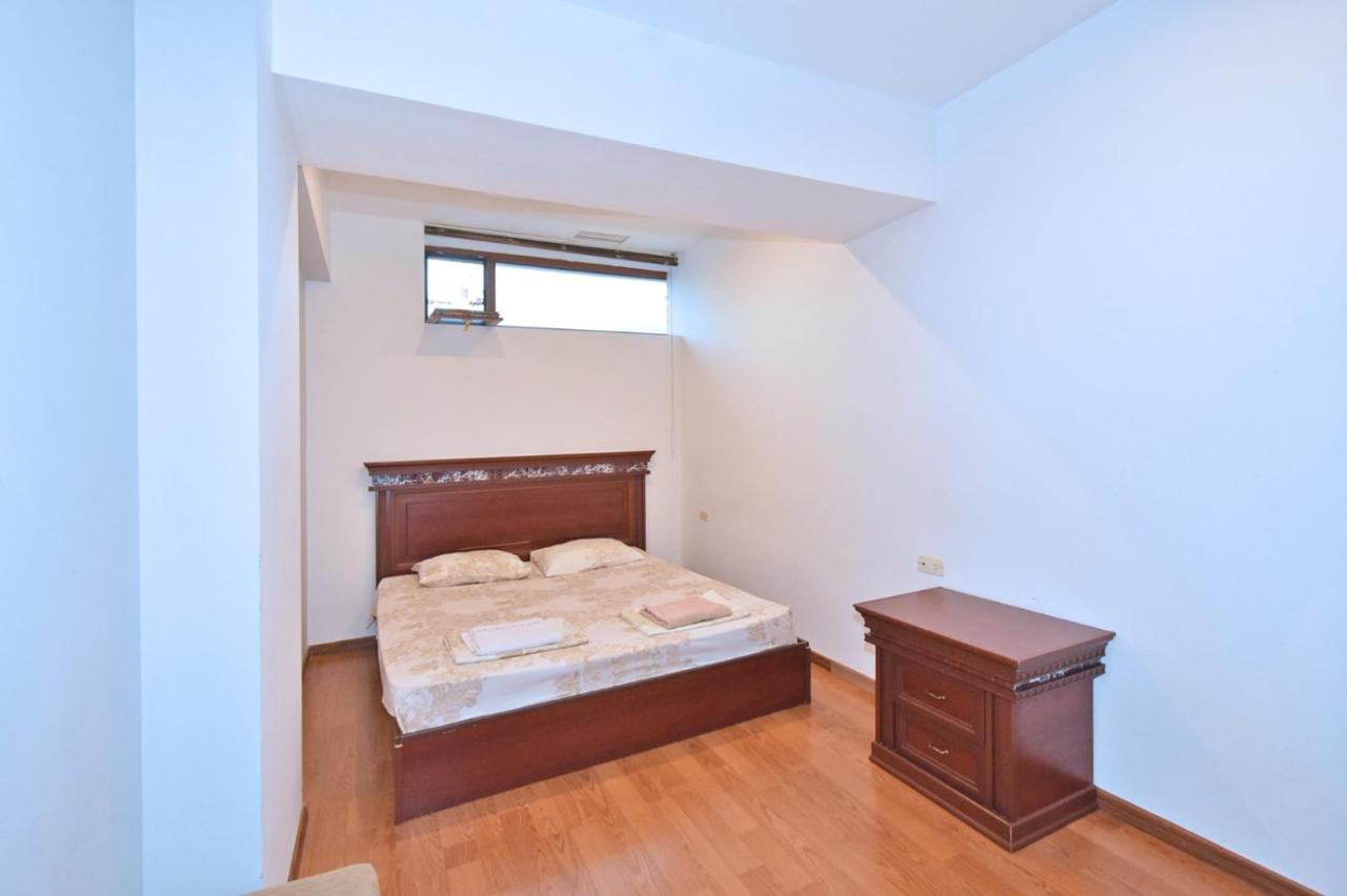 Armenak Apartments N20 Erevan Esterno foto